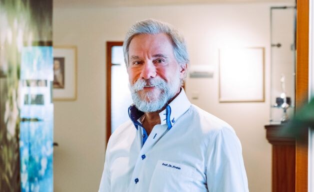 Prof. Dr. med. Andreas Frohn | Facharzt für Augenheilkunde in der AVILA Augenpraxisklinik in Siegen bei Köln